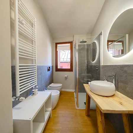 Hostdomus - Casa Ariel