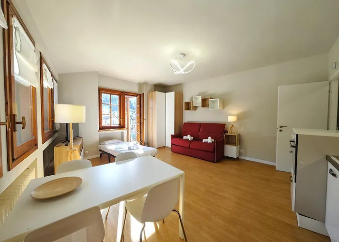 Hostdomus - Casa Ariel Cesana Torinese