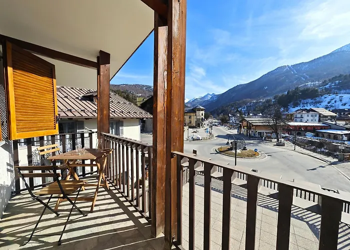 Appartamento Hostdomus - Casa Ariel Cesana Torinese